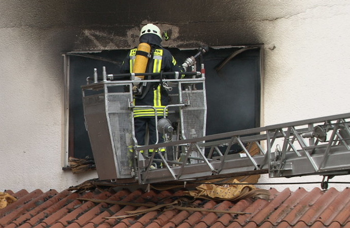 Krankenhaus: 2-Jähriges Mädchen kommt nach Brand ums Leben Krankenhaus: 2-Jähriges Mädchen kommt nach Brand ums Leben