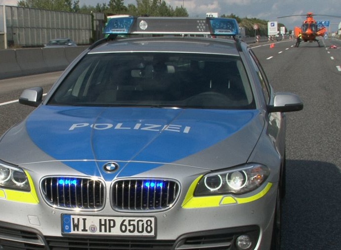 12 Verletzte nach Auffahrunfall auf A45 – 24-Jähriger stirbt nach Unfall 12 Verletzte nach Auffahrunfall auf A45 – 24-Jähriger stirbt nach Unfall