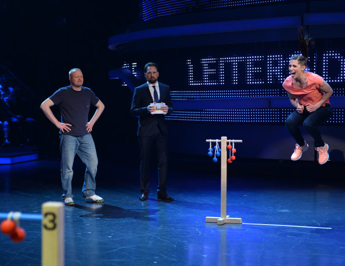 Maria schlägt den Raab und gewinnt 1,5 Millionen Euro Maria schlägt den Raab und gewinnt 1,5 Millionen Euro