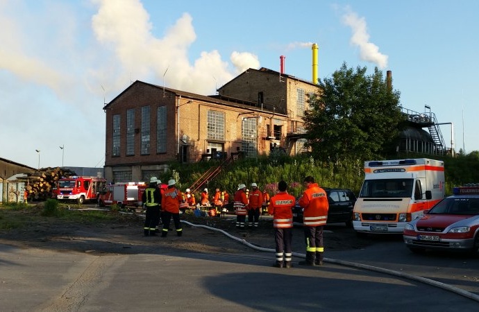 Holzkohlewerk Bodenfelde – Stundenlanger Kampf gegen Kohlebrand