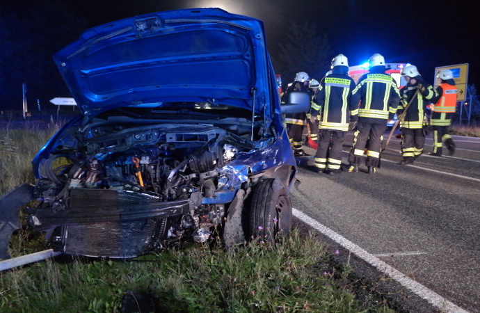 B251: Vier Verletzte nach Unfall bei Istha