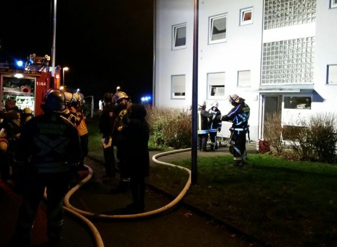 Brand in Mehrfamilienhaus in Baunatal