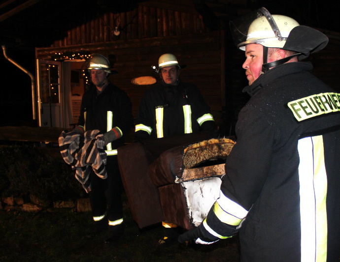 Spiritusflasche zündete durch – Urlaubsgast mit Brandverletzungen in Spezialklinik geflogen