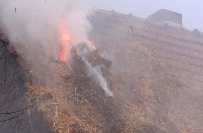 Wohnhaus brannte bei Diemelstadt Wohnhaus brannte bei Diemelstadt