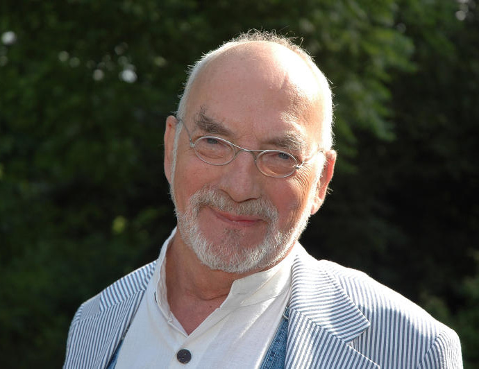 Welterklärer mit der Latzhose – ZDF trauert um „Löwenzahn“-Moderator Peter Lustig Welterklärer mit der Latzhose – ZDF trauert um „Löwenzahn“-Moderator Peter Lustig