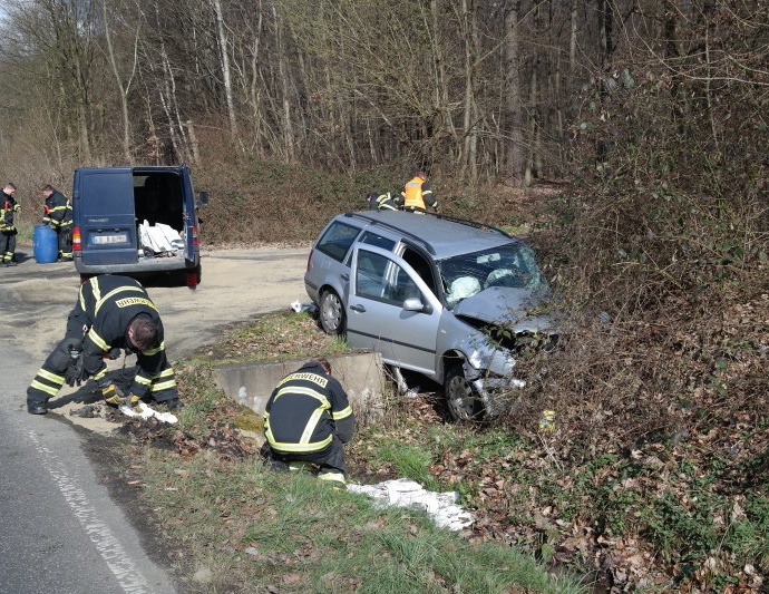 A7: Rettungsauffahrt als Abfahrt benutzt – Schwerer Unfall auf der alten B83 A7: Rettungsauffahrt als Abfahrt benutzt – Schwerer Unfall auf der alten B83