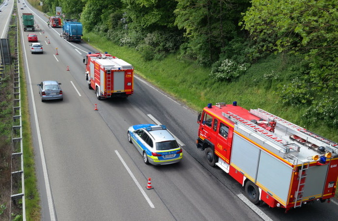 LKW Auffahrunfall auf A49 – Fahrer leicht verletzt