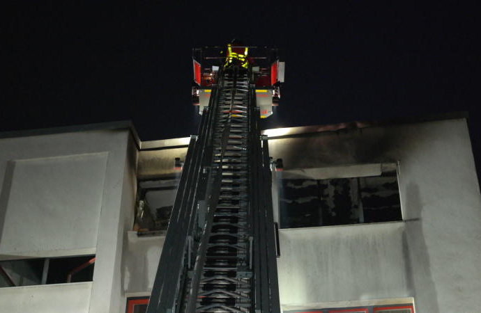 KS: Mieter zündet eigene Wohnung an – Festnahme