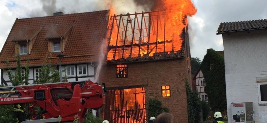 WOH: Wohnhaus nach Brand zerstört WOH: Wohnhaus nach Brand zerstört
