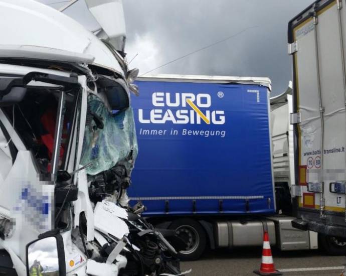 LKW Unfall auf A7 LKW Unfall auf A7