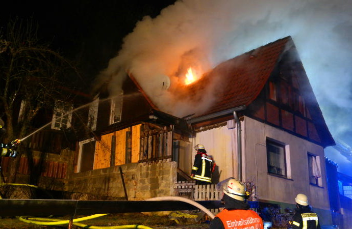 Hörle: Zwei Tote nach Wohnhausbrand nahe Volkmarsen