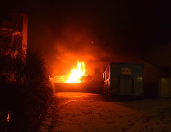 Zwei Einsätze: Brandstifter in Baunatal? – Feuerwehr verhinderte schlimmeres