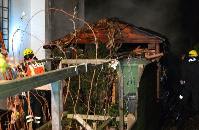 Silvesternacht: Feuerwehr rettet Wohnhaus in letzter Sekunde