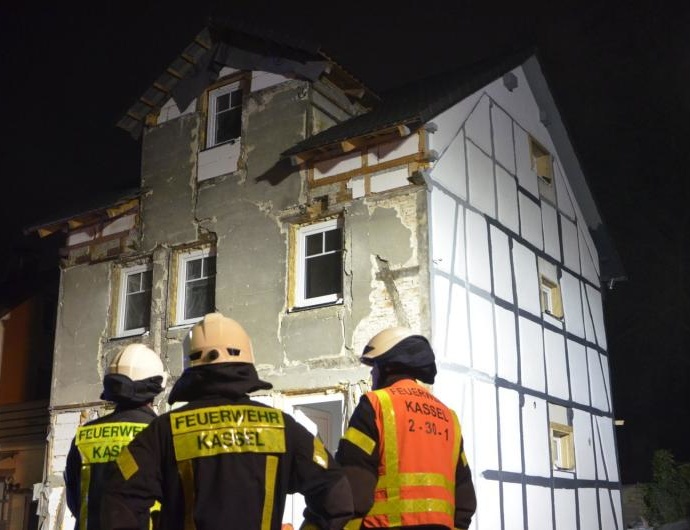 KS: Kellerbrand in unbewohntem Haus