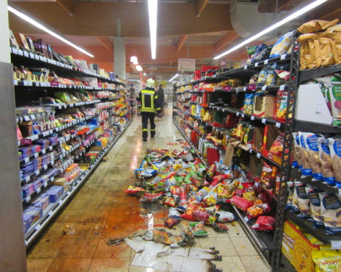 Chips-Regal brannte im Tegut-Markt