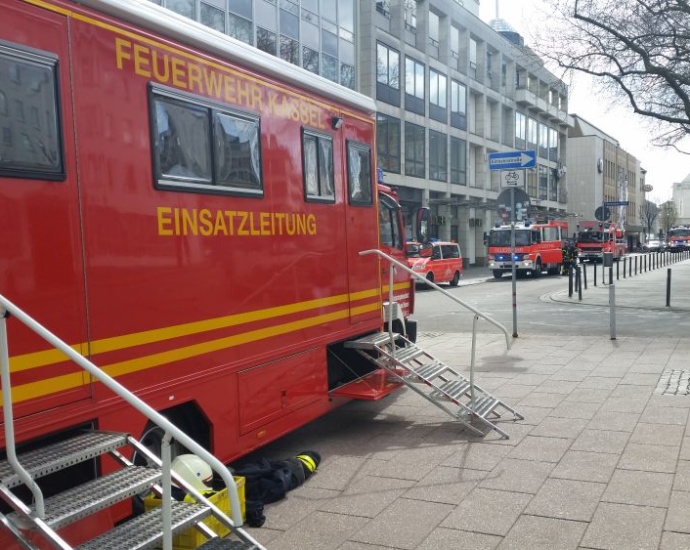 KS: Königsgalerie nach Brand evakuiert