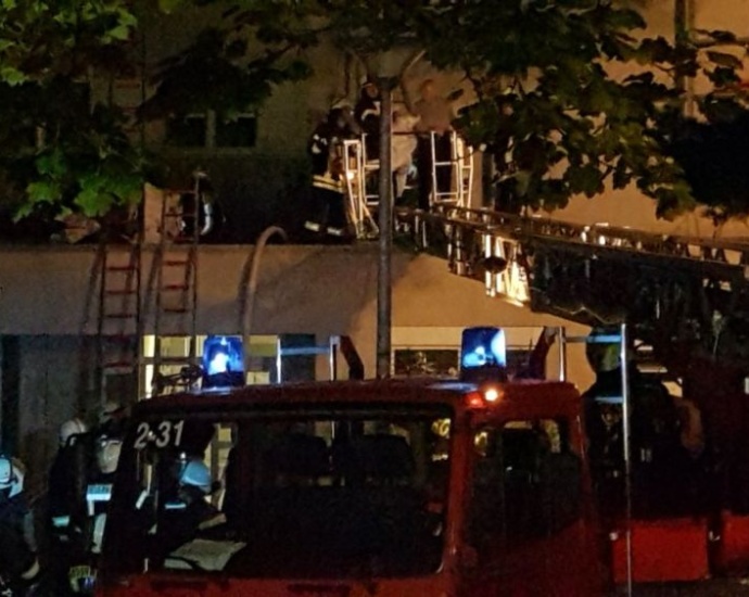 Großalarm in Fritzlar – Brand in einem Krankenhaus – Landkreis löst Ü-MANV aus Großalarm in Fritzlar – Brand in einem Krankenhaus – Landkreis löst Ü-MANV aus