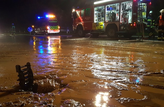 Unwetter: Schlammlawine löste sich – B83 war voll gesperrt