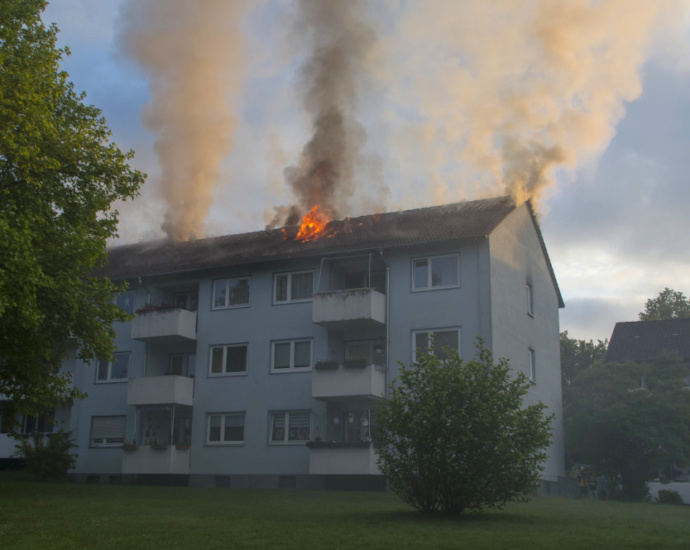 Dachstuhl brannte in Baunatal Dachstuhl brannte in Baunatal