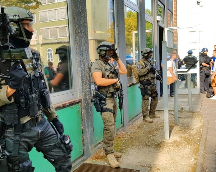 Kassel und Korbach: Drohungen gegen Schulen in Nordhessen (Video)