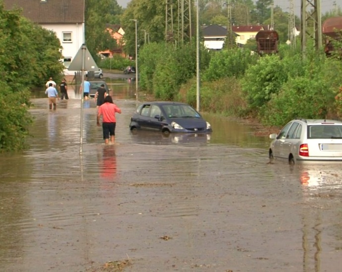 Trockenheit dann Unwetter – Mehr als 500 Einsätze bei Marburg