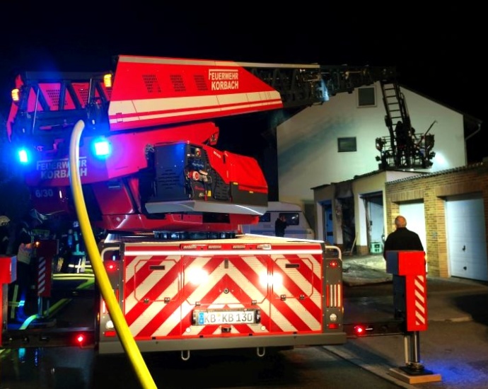 KB: 15.000 Euro Sachschaden nach Garagenbrand