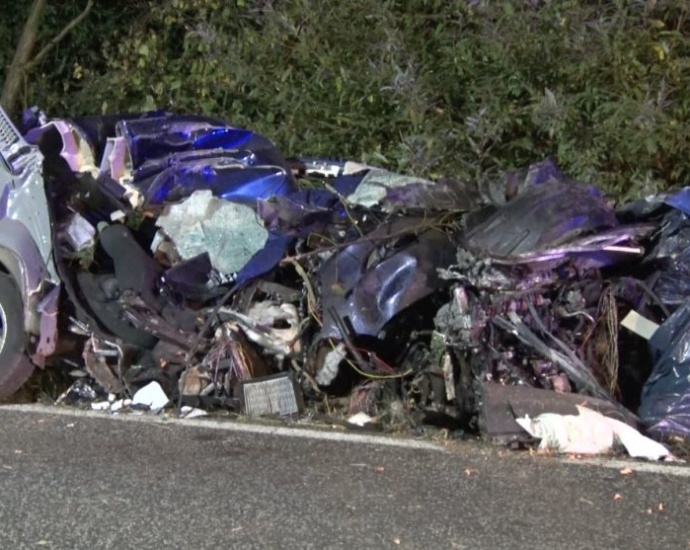 B 254: 20-Jähriger bei Alleinunfall schwer verletzt