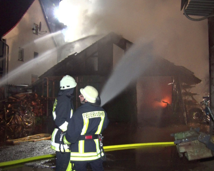 Scheune brannte in Mühlhausen