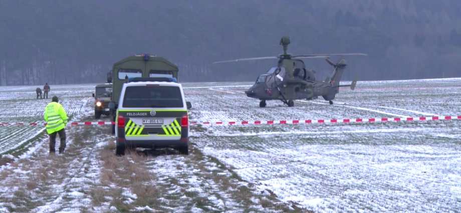 Sicherheitslandung bei Naumburg: Tiger berührte Baum bei Übung (Video)