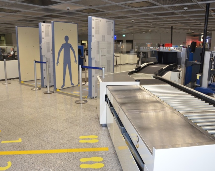 Erfolgreicher Testlauf neuer Luftsicherheitskontrollspuren am Frankfurter Flughafen