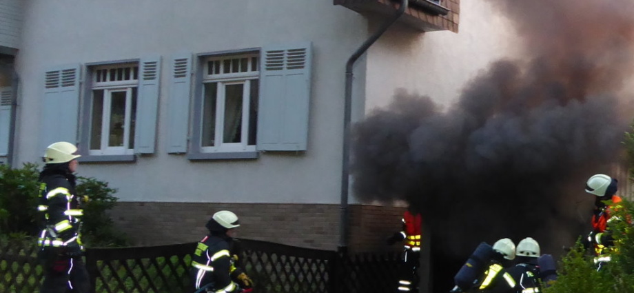 KS: Garage brannte in der Heinrich-Schütz-Allee
