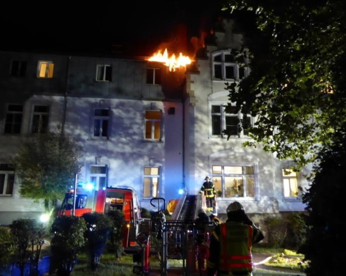 KS: Dachstuhlbrand im Ludwig-Noll-Krankenhaus