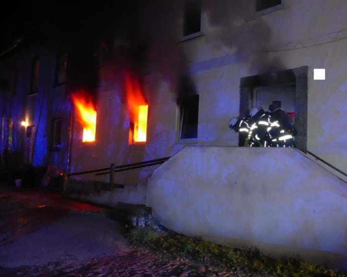 12 Verletzte nach Wohnungsbrand in Kassel 12 Verletzte nach Wohnungsbrand in Kassel