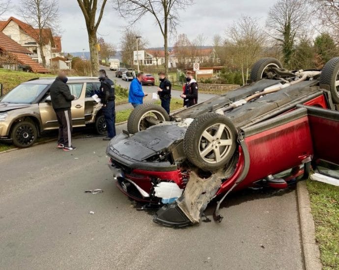 Überschlag nach Vorfahrtnahme