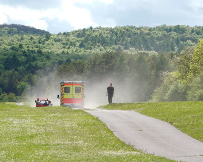Segelflugzeug bei Hofgeismar abgestürzt – Pilot tot Segelflugzeug bei Hofgeismar abgestürzt – Pilot tot
