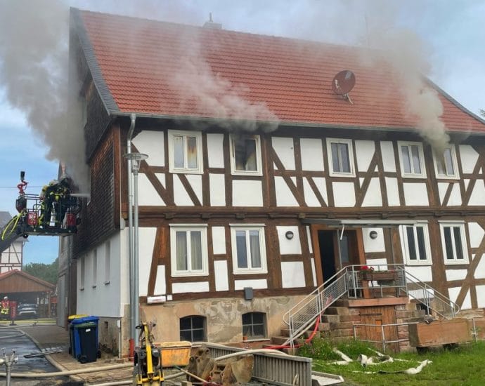Fachwerkhaus nach Brand in Elnrode unbewohnbar Fachwerkhaus nach Brand in Elnrode unbewohnbar