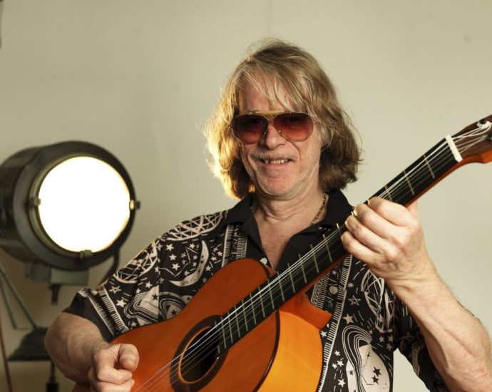 Helge Schneider erhält den Kasseler Literaturpreis für grotesken Humor