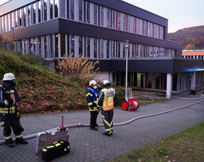 Brand in Baunataler Schule schnell gelöscht Brand in Baunataler Schule schnell gelöscht