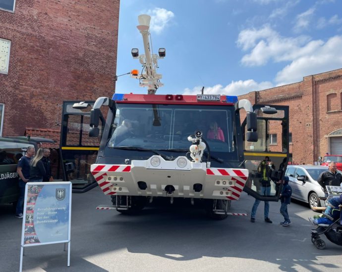 KS: Großer Andrang am Blaulichttag im Henschel Museum
