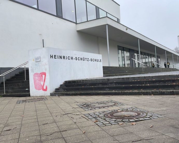 Nach Polizeieinsatz an Kasseler Schule – Ermittlungen gegen einen 11-Jährigen eingeleitet Nach Polizeieinsatz an Kasseler Schule – Ermittlungen gegen einen 11-Jährigen eingeleitet