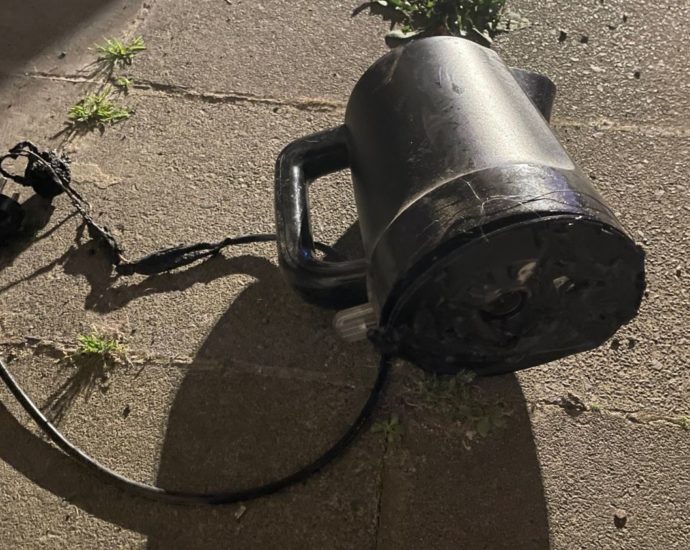 Fünf Verletzte durch verschmorten Wasserkocher in Borken