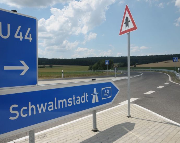 Teilstück eröffnet – A 49 bis Schwalmstadt für den Verkehr freigegeben