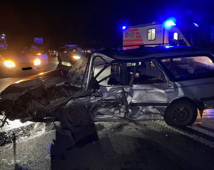 Zwei Verletzte nach Geisterfahrer-Unfall auf A49