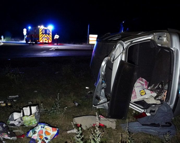 Tödlicher Alleinunfall bei Volkmarsen – Frau aus Wolfhagen kommt ums Leben Tödlicher Alleinunfall bei Volkmarsen – Frau aus Wolfhagen kommt ums Leben