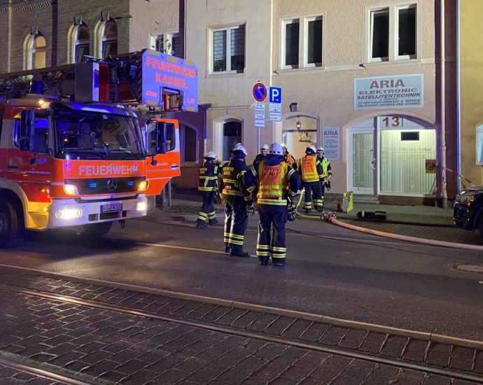 KS: Zimmerbrand in Mehrfamilienhaus KS: Zimmerbrand in Mehrfamilienhaus