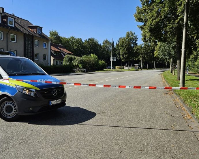 KS: Weltkriegsbombe erfolgreich gesprengt – 7.500 Anwohner können wieder zurück (VIDEO) KS: Weltkriegsbombe erfolgreich gesprengt – 7.500 Anwohner können wieder zurück (VIDEO)