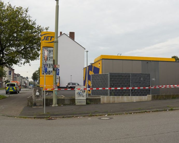 KS: Auseinandersetzung mit Schüssen – Polizei fahndet nach Tätern KS: Auseinandersetzung mit Schüssen – Polizei fahndet nach Tätern