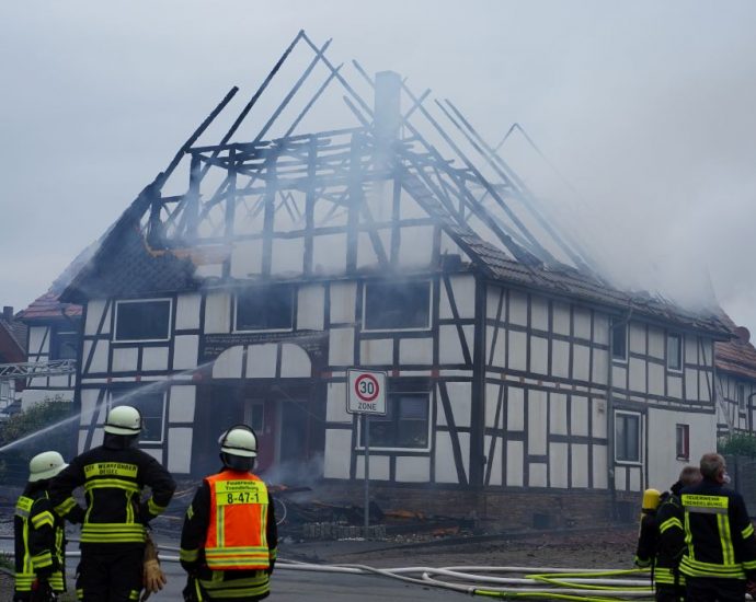 Fachwerkhaus stand in Deisel in Vollbrand (VIDEO)