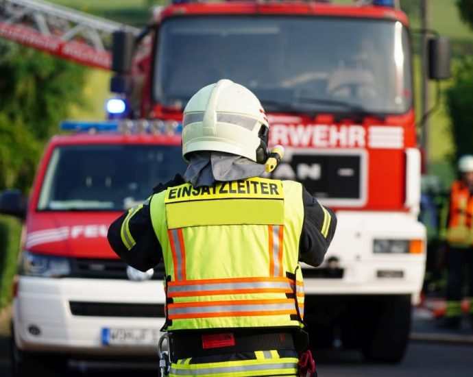Kellerbrand in Mehrfamilienhaus in Korbach – 53 Bewohner evakuiert Kellerbrand in Mehrfamilienhaus in Korbach – 53 Bewohner evakuiert