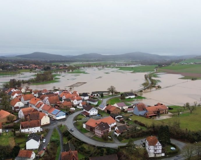 Drohnenbilder zeigen Hochwasserausmaß in Trendelburg Drohnenbilder zeigen Hochwasserausmaß in Trendelburg